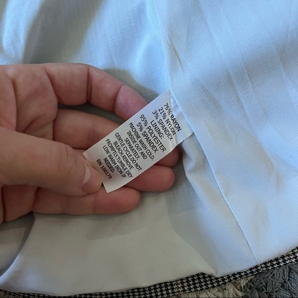 Rachel Zoe Oversized Plaid Blazer - Picture 6 of 9